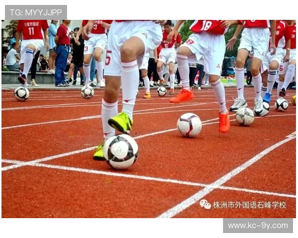 阳泉一中校园足球赛点燃青春激情彰显团队风采与体育精神魅力盛会